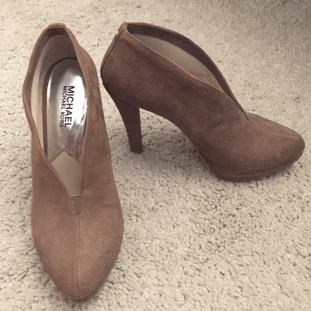 Michael Kors brown suede booties ankle boots